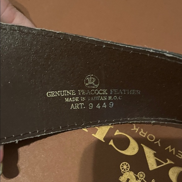 Genuine peacock, feathers ,and leather belt! - Picture 4 of 4